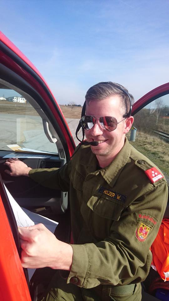 29026386 424219318012639 2076366428461596672 n