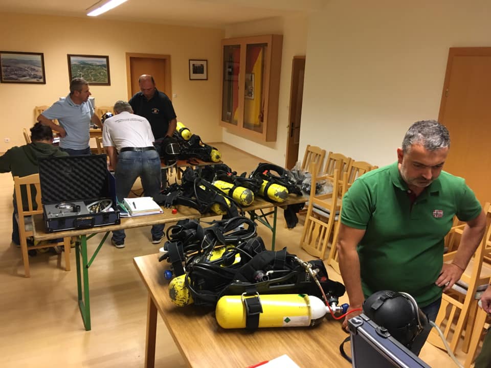 45248740 564042930696943 899908636216655872 n